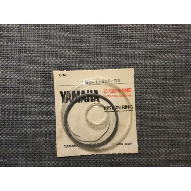 Yamaha 3M8-11610-03 stempelring 